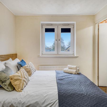 Executive 4 Bedroom Town House In Canada Water Free Wifi & Parking By City Stay Aparts London Eksteriør bilde