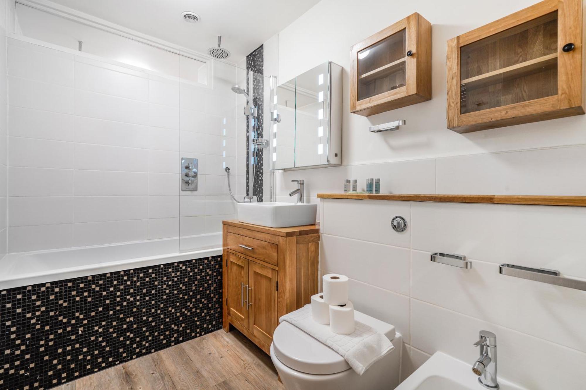 Executive 4 Bedroom Town House In Canada Water Free Wifi & Parking By City Stay Aparts London Eksteriør bilde