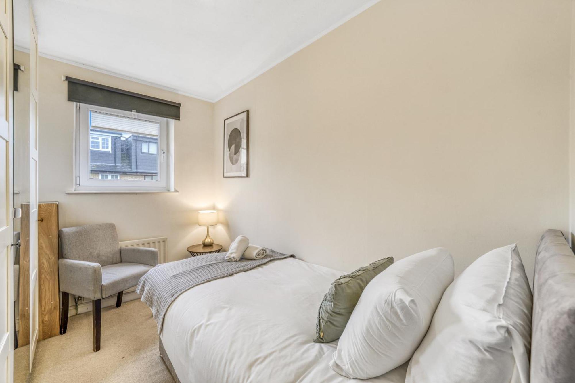 Executive 4 Bedroom Town House In Canada Water Free Wifi & Parking By City Stay Aparts London Eksteriør bilde