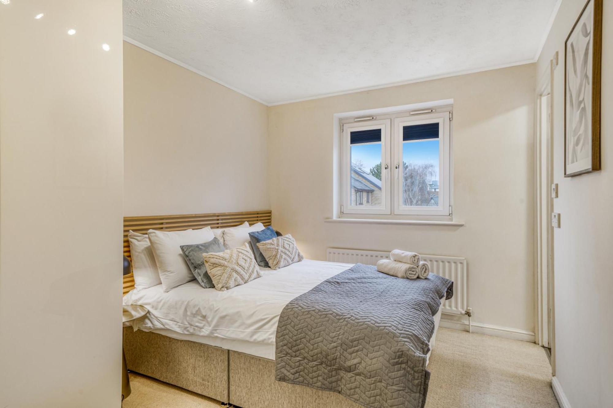 Executive 4 Bedroom Town House In Canada Water Free Wifi & Parking By City Stay Aparts London Eksteriør bilde