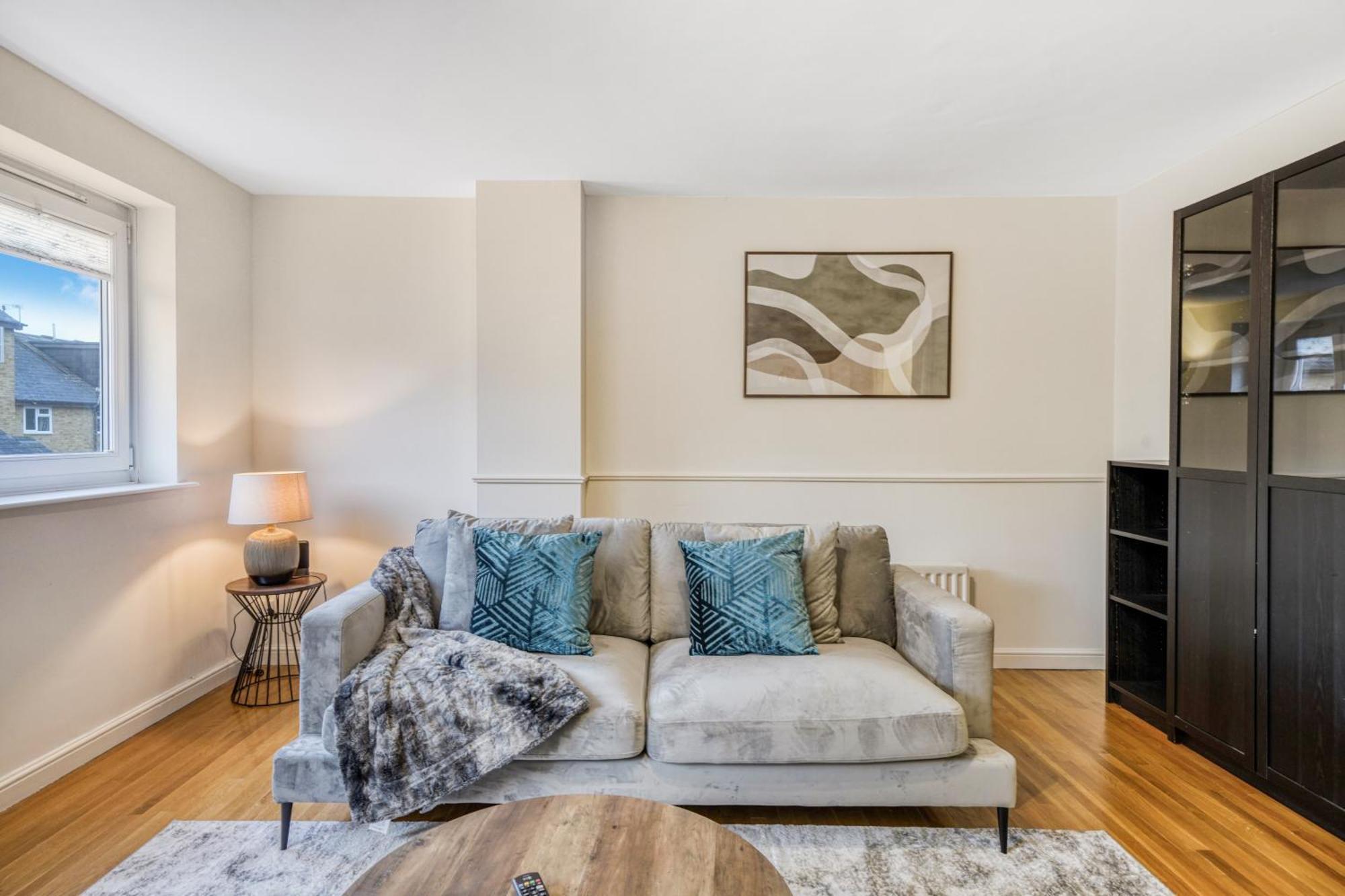 Executive 4 Bedroom Town House In Canada Water Free Wifi & Parking By City Stay Aparts London Eksteriør bilde